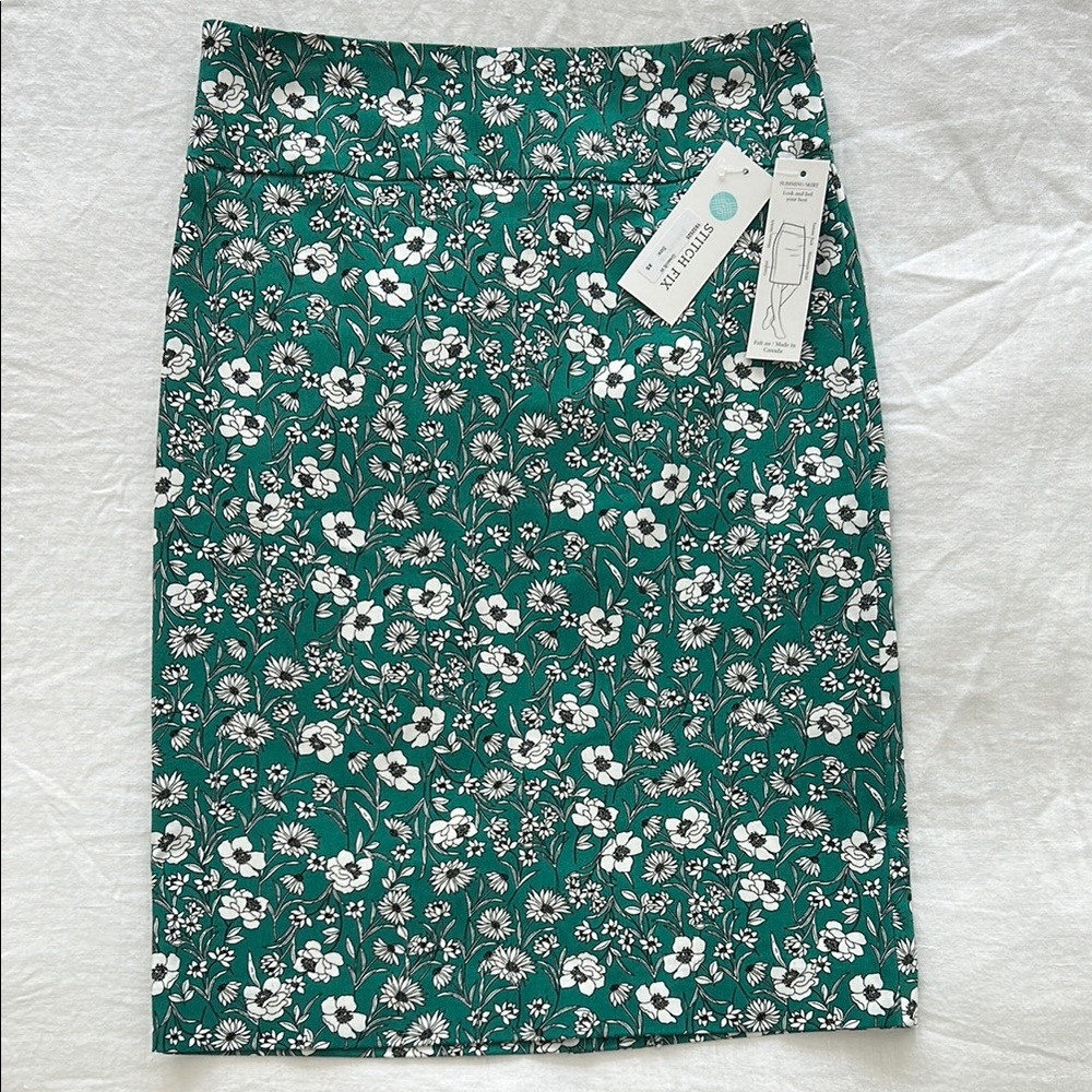 Margaret M Green Pencil Skirt Knee-Length Casual